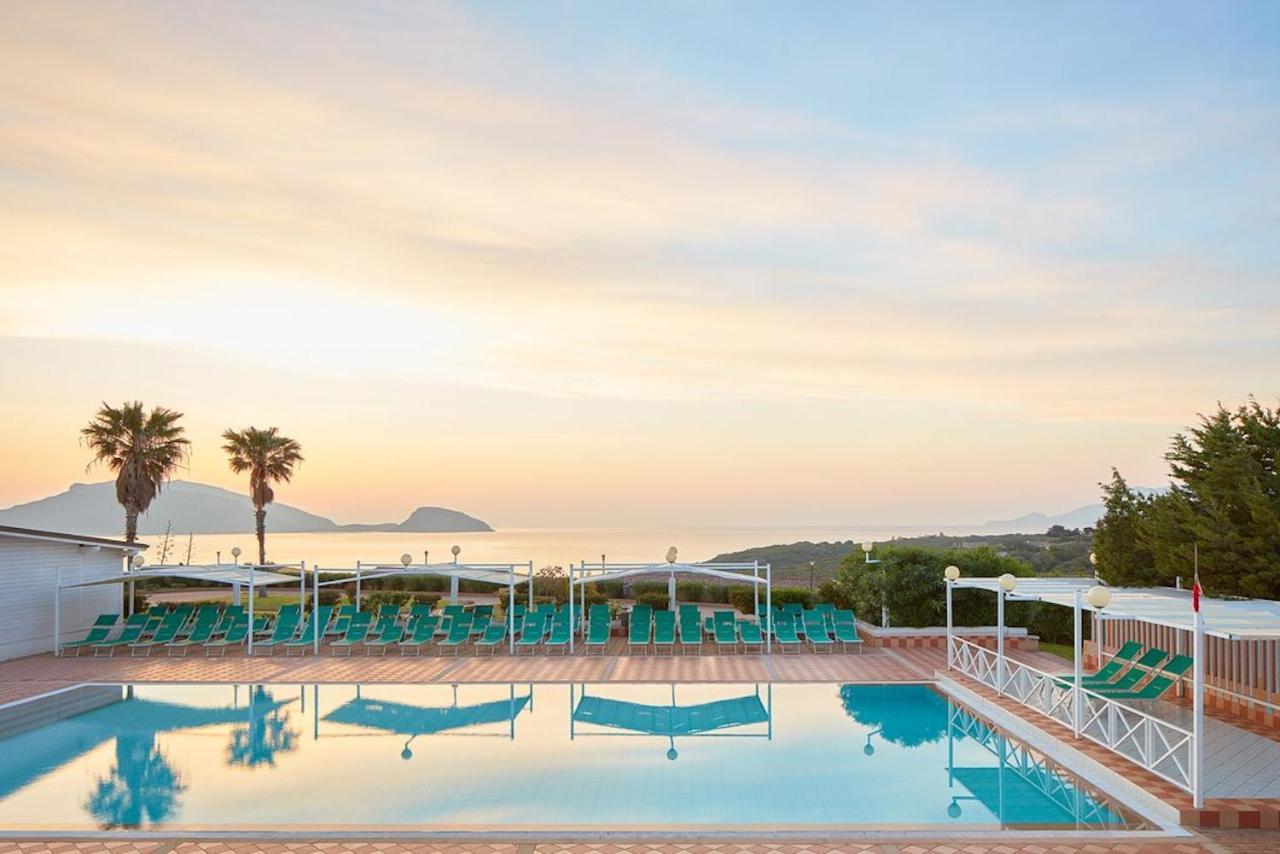Hotel Baia Aranzos 피뚤론구 외부 사진